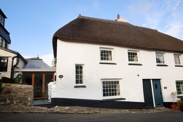 Luxury Thatched Country Cottage   Dartmoor, Devon