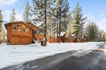 コテージ Quaking Cabin Gas Bbq & Amenities Access!