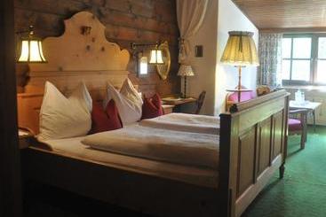 Romantikhotel Almtalhof