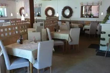 Отель Drei Tannen