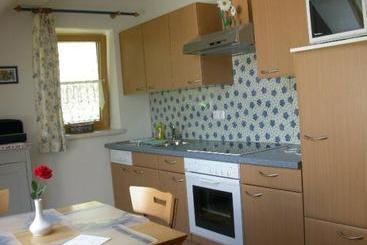 Hotell Ferienhaus Feuerer