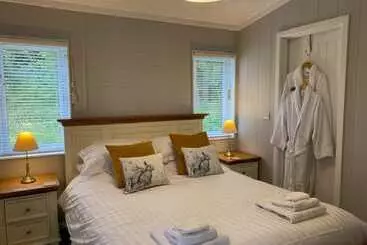 Hotelli Hollicarrs Sunflower Lodge