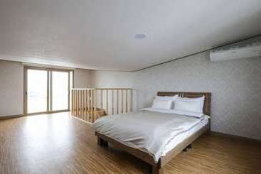 Seogwipo Hesede House Pension