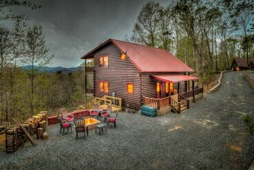 بيت ريفى Majestic Ridge By Escape To Blue Ridge