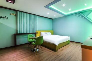 Motel Tongyeong Ivy