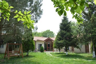 فندق Alex Village Life