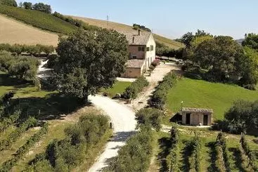 Szálloda Ancient Farmhouse With Winery Xiv Century