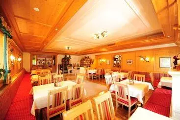 ホテル Gasthof Zum Schwanen