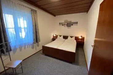 住宿加早餐 Pension Wörndl