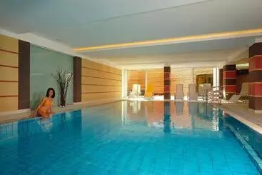 Отель Alia Appartements & Wellness