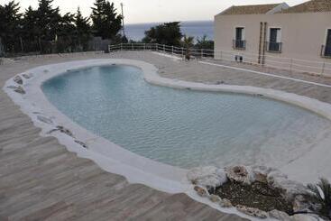 בית מלון כפרי Baglio Dello Zingaro