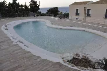 هتل Baglio Dello Zingaro