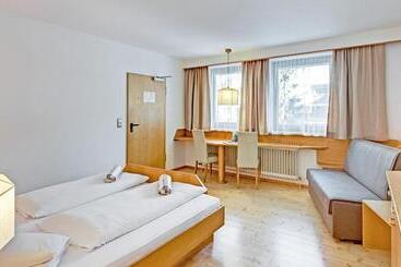 Отель Hinteregger