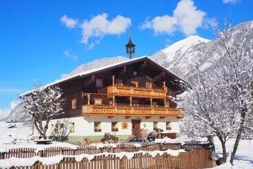 Otel Zittrauerhof   Urlaub Am Bauernhof Gastein