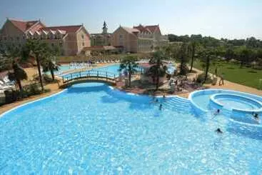 אתר נופש Gardaland