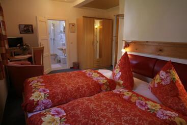 هتل Restaurant Rehberg