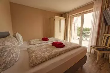 Bed and Breakfast & Pension Traumblick