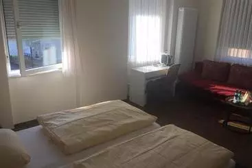 Hosser S Hotel Restaurant