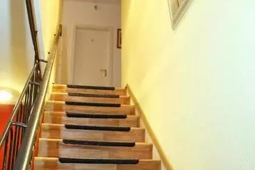 בית מלון כפרי Taverne Inos