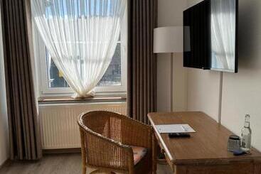 酒店 Wittekindsquelle