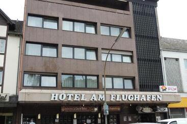 فندق Am Flughafen