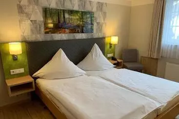 Отель Restaurant Haus Waldesruh