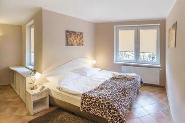 ツーリストアパートメント Apartamenty Rok