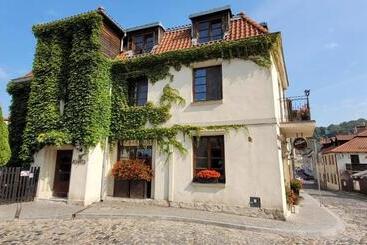 בית מלון כפרי Agharta