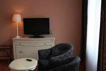 Отель Bila Ruze