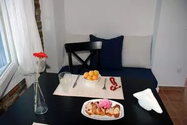 Hotelli Andros Prive Suites