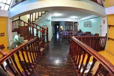 Отель Hostal Estación