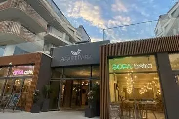 アパートホテル Apartpark Lividus338