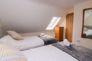 茅舍 Bwthyn Eisteddfa Fach