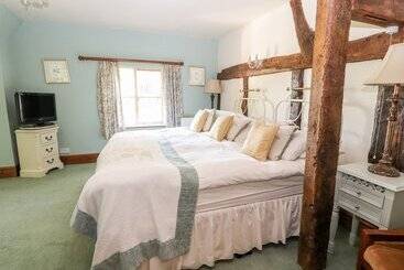 별장 Mickle Trafford Manor