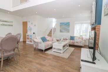 コテージ Waterside