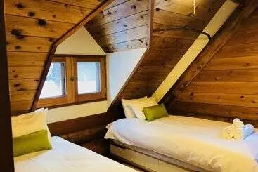 Gîte Rural Sunnsnow Log House