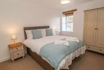 The Cottage, Beeston Hall