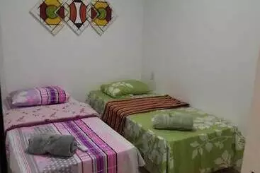 Hotel Hostel Airla