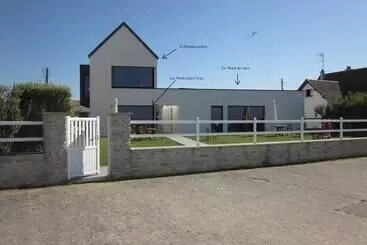 ペンション « Gîte « Arromanches »   « Bord De Mer » Pmr »