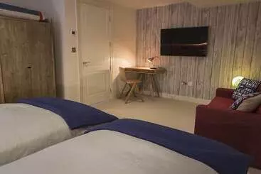 Mökkimajoitus Villa 8, Estura