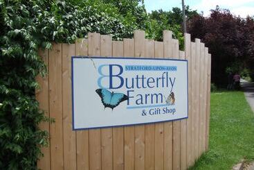 Сельский дом 25 Shakespeare Street