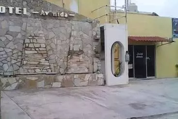 ホテル Avenida D Martin