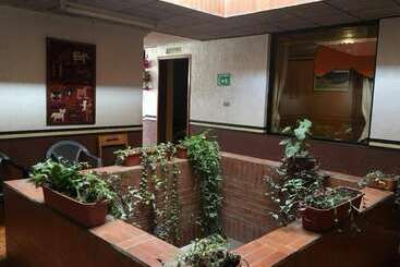 בית מלון כפרי Flores Los Ponchos