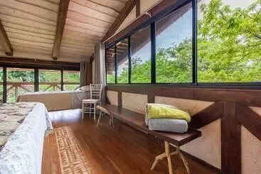 Hotelli Latica Lodge