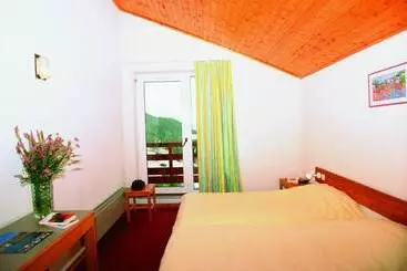 استراحتگاه Village Vacances Risoul
