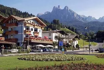 Отель Promenade