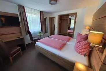 Majatalo Gasthof Alte Schreinerei