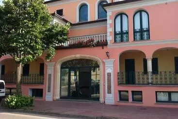 Residence Marina Palace