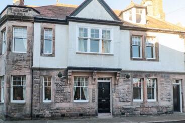 بيت ريفى Iona 10 Palace Street East