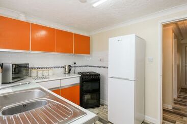 קוטג'' Sheppard's Hut